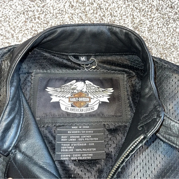 Harley Davidson Men's Perforated Breathable Black Leather Riding Jacket Medium - Picture 5 of 11